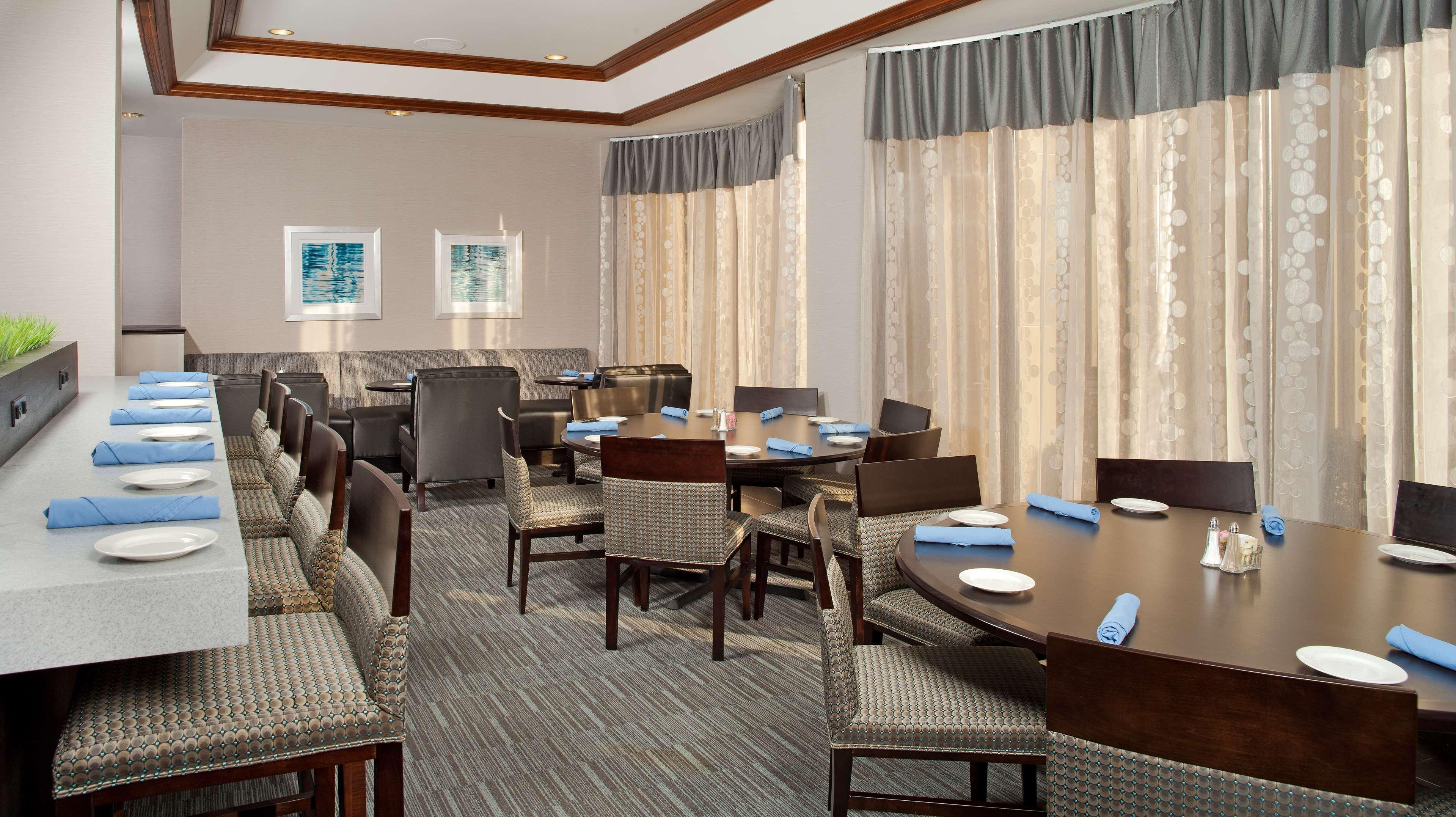 Doubletree By Hilton Hotel Chicago Wood Dale - Elk Grove Екстер'єр фото